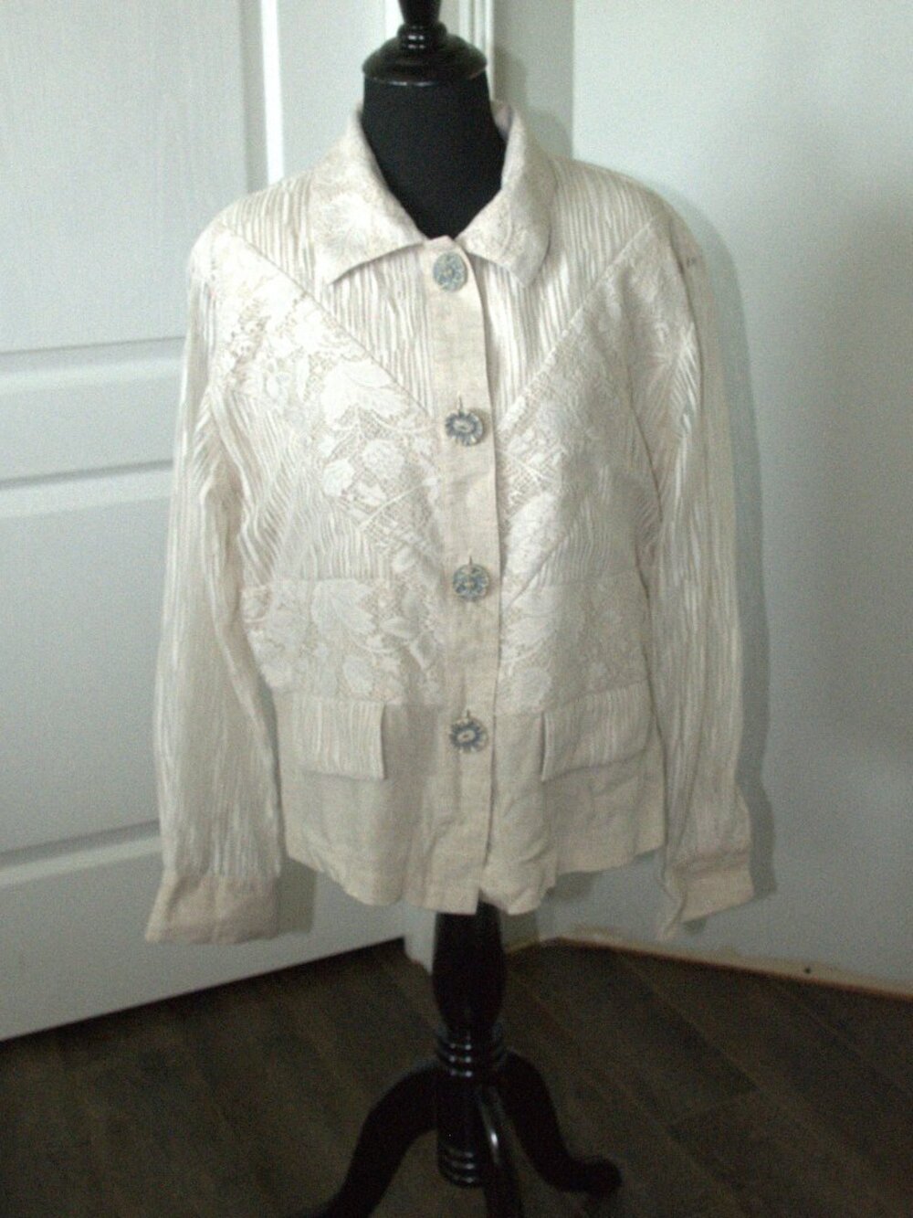 Vtg. Saint Germain Paris Ivory Lace Paneled Button up shirt Women's size Medium